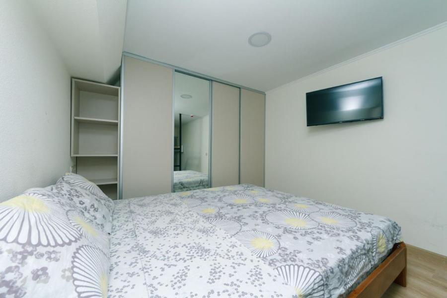 Inn Smarthause Apartments Kyiv Exterior photo